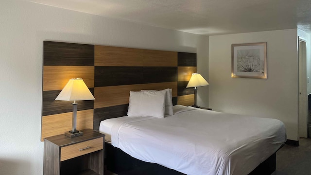 1 King Bed | Mobility Acc Tub Smk Micfridge