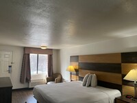 Motel 6 Cross Lanes, WV–Goff Mountain Rd