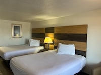 Motel 6 Cross Lanes, WV–Goff Mountain Rd