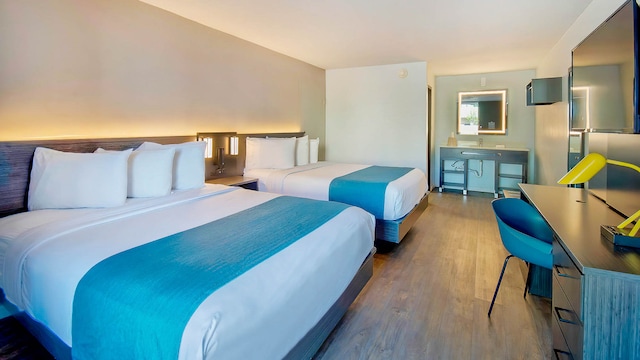 2 Queen Beds | Non-Smoking