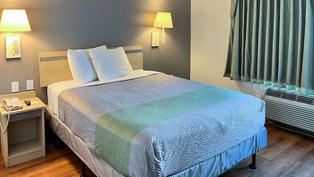 1 Queen Bed | Mobil Access Tub Nsmk Kitchen 