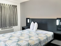 Motel 6 Bradenton, FL