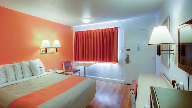 1 Queen Bed | Non-Smoking