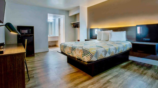 1 Full Bed | Non-Smoking, Micfridge