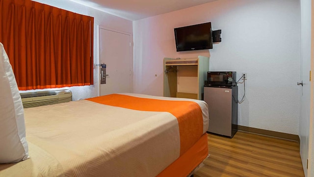 1 Full Bed | ADA/RI Shower/Smoking