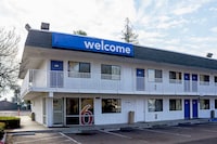 Motel 6 Porterville, CA