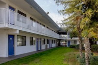 Motel 6 Porterville, CA