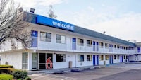 Motel 6 Porterville, CA
