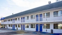 Motel 6 Porterville, CA
