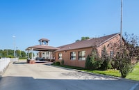 Motel 6 Waterloo, IA - Crossroads Mall - Cedar Falls