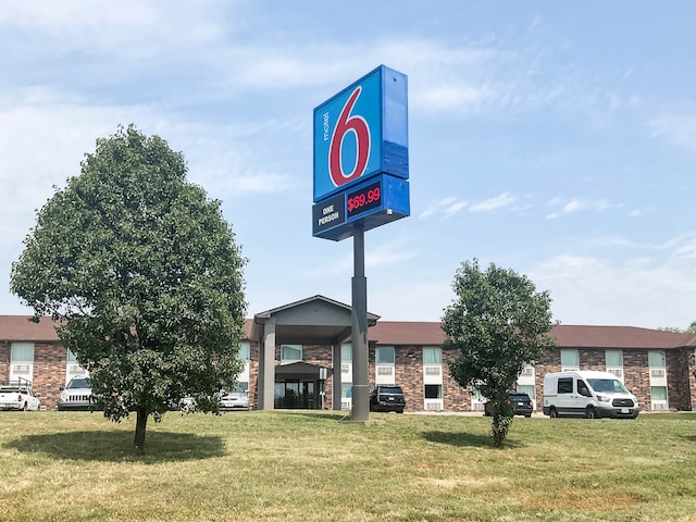 Motel 6 Omaha, NE - Central