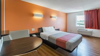 Motel 6 Omaha, NE - Central