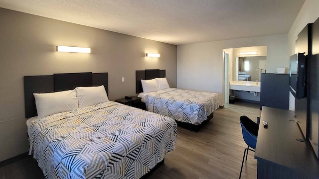 2 Queen Beds | Non-Smoking, Micfridge