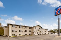 Motel 6 Albert Lea, MN