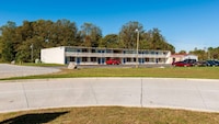 Motel 6 Connellys Springs, NC