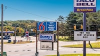 Motel 6 Connellys Springs, NC