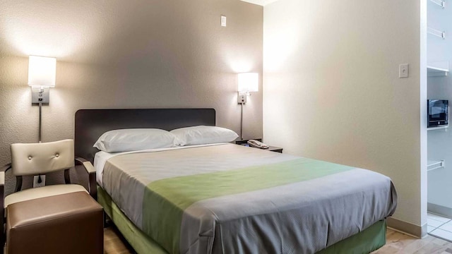 1 Queen Bed | Non-Smoking