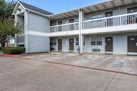 Studio 6 Dallas, TX - Northwest