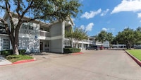 Studio 6 Dallas, TX - Northwest