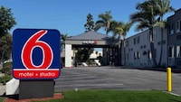 Motel 6 Carson, CA