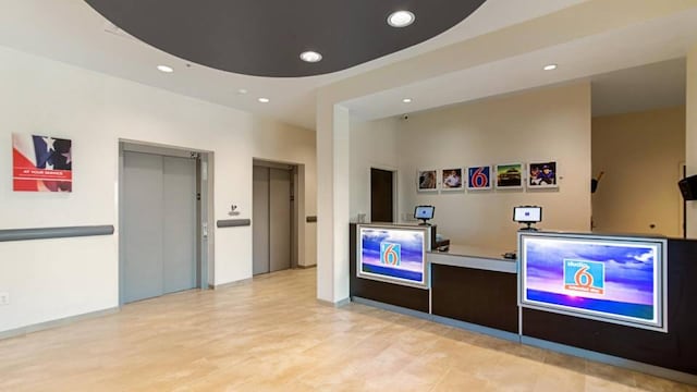 Studio 6 Austin, TX - Airport