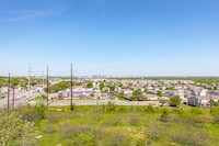 Studio 6 Austin, TX - Airport