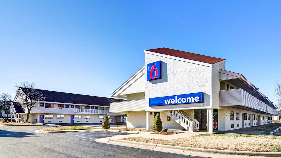 Motel 6 Springfield, MO - North, Springfield_IL, Springfield