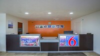Motel 6 Madisonville, TX