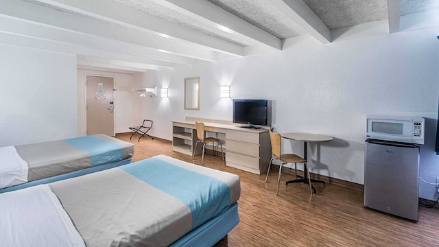 2 Full Beds | Non-Smoking, Micfridge