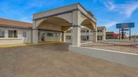 Motel 6 Clovis, NM