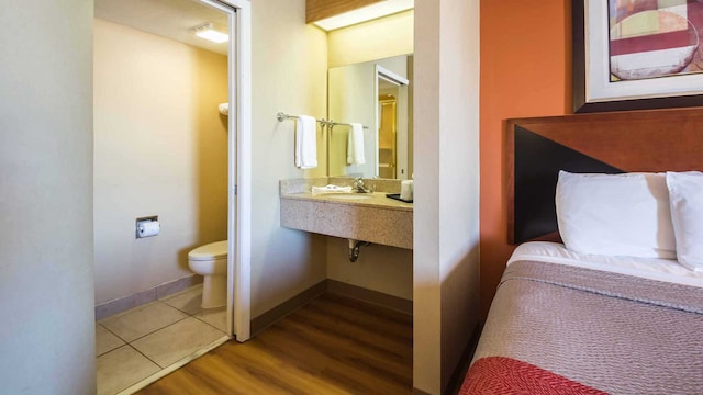 1 King Bed | Non-Smoking