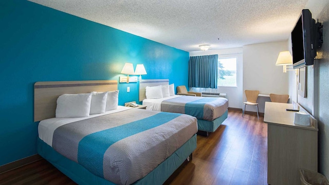 2 Queen Beds | Mobility Accessible Tub Nsmk