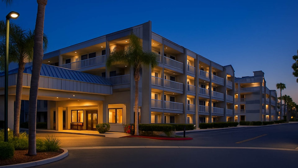 Motel 6 Anaheim, CA - Maingate, Anaheim, Anaheim