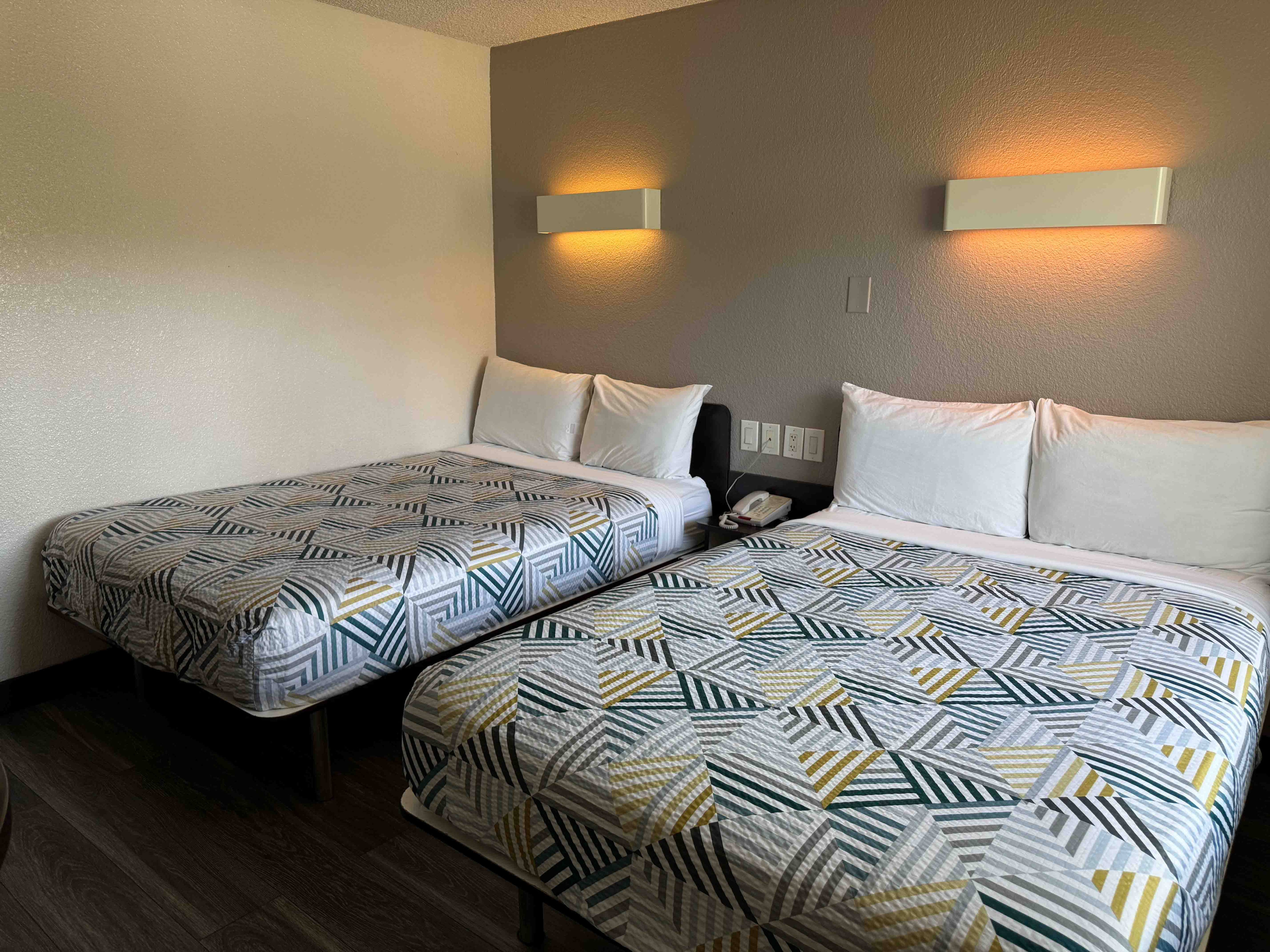 Studio 6 Suites Las Vegas, NV - Tropicana, Studio 6 Las Vegas NV