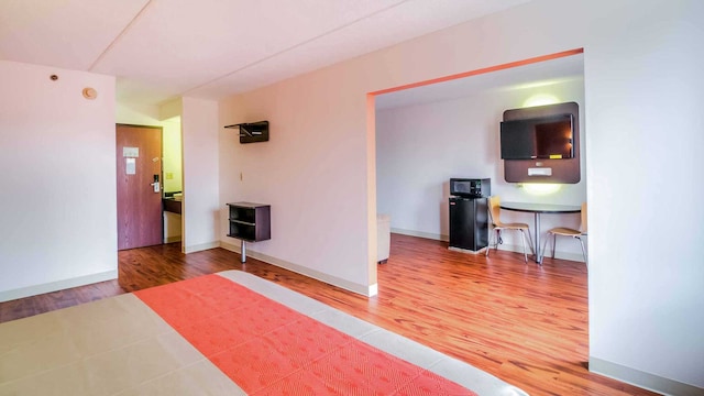 1 King Bed | Suite, Smoking 