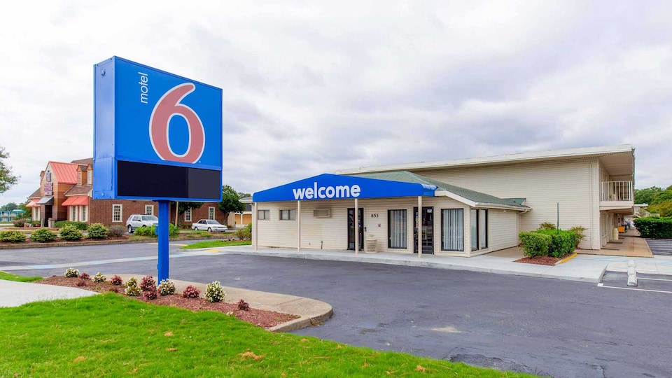 Motel 6 Norfolk, VA, Norfolk_g6, Norfolk