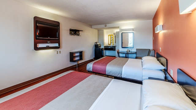 2 Queen Beds | Mobility Accessible Tub Nsmk