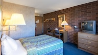 Motel 6 Eau Claire, WI