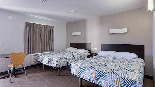 2 Queen Beds | Mobil Access Tub Nsmk Micfridg