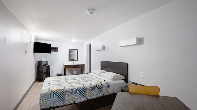 1 Queen Bed | Non-Smoking, Micfridge