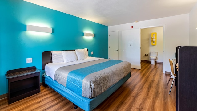 1 King Bed | Non-Smoking, Micfridge