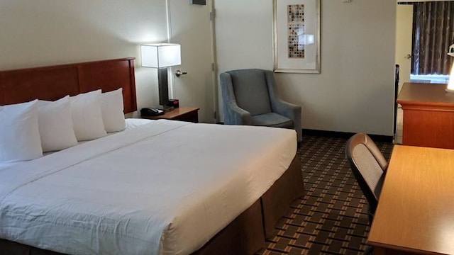 1 King Bed | Non-Smoking, Micfridge