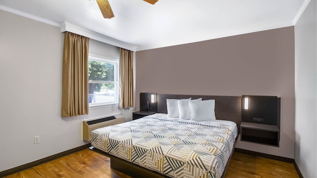 1 King Bed | Non-Smoking, Micfridge