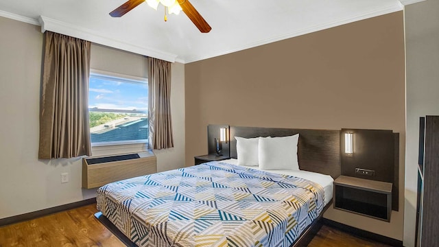 1 Queen Bed | Smoking, Micfridge