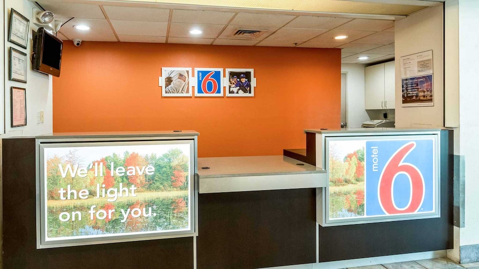 Motel 6 Newport, TN, Newport_g6_100, Newport