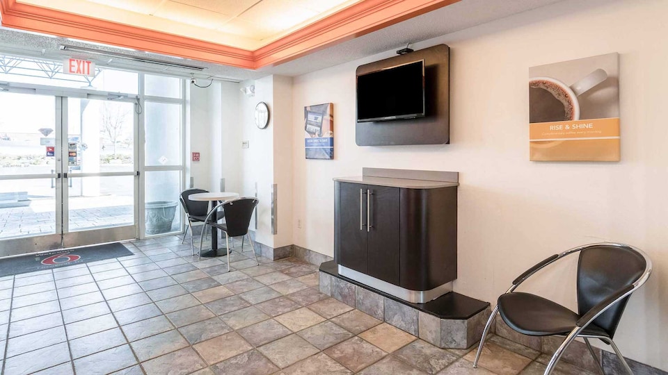 Motel 6 Newport, TN, Newport_g6_100, Newport