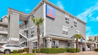 Studio 6 Dallas, TX - North - Richardson