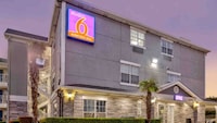 Studio 6 Dallas, TX - North - Richardson