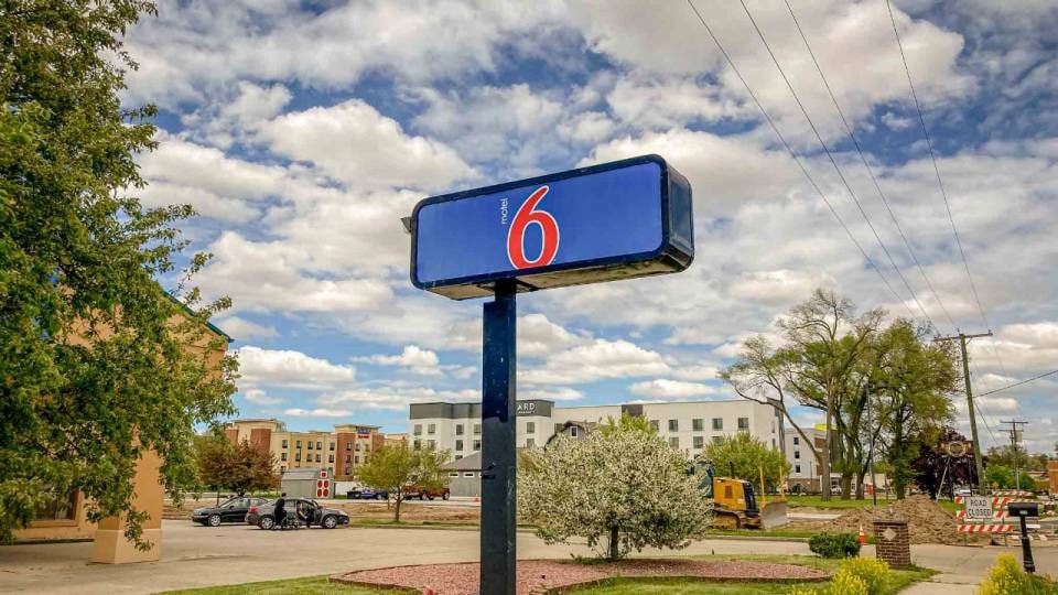 Motel 6 Elkhart, IN, C46514, Elkhart IN