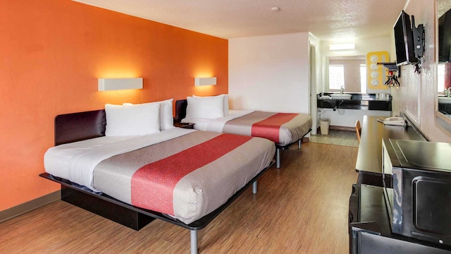 2 FULL BEDS | NON-SMOKING